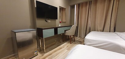 Grand Bayan Hotel at Nile Plaza