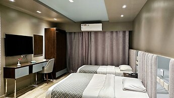 Grand Bayan Hotel at Nile Plaza