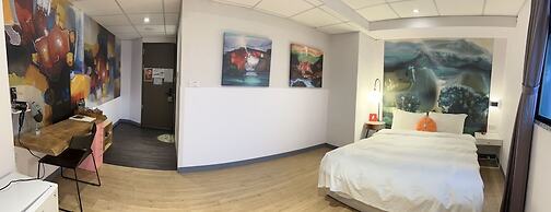 ARTHOME HOTEL