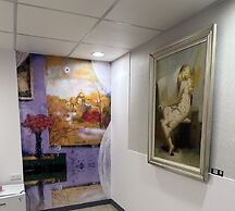 ARTHOME HOTEL