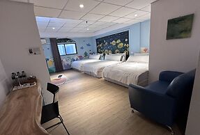 ARTHOME HOTEL
