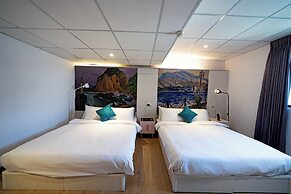 ARTHOME HOTEL