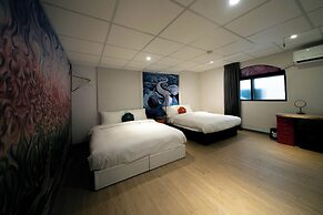 ARTHOME HOTEL