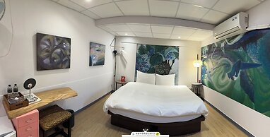 ARTHOME HOTEL