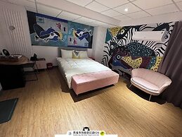 ARTHOME HOTEL