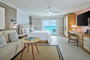 Buoy Haus Beach Resort St. Thomas, Autograph Collection