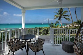 Buoy Haus Beach Resort St. Thomas, Autograph Collection