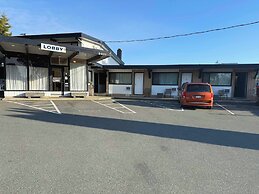 Departure Bay Motel