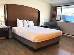 Departure Bay Motel