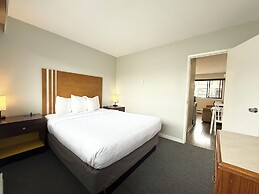 Departure Bay Motel