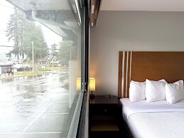 Departure Bay Motel