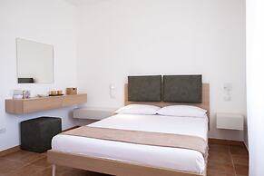 Nautika Suites