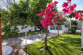 Nautika Suites