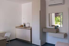 Nautika Suites