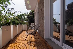 Nautika Suites