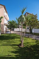 Nautika Suites