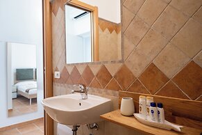 Nautika Suites