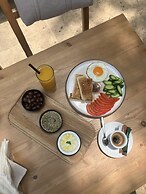 Saya la Villa