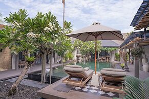 Sin Nombre Bali