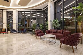 West Door Hotel