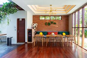 Cove Ransha Stay