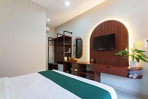 Cove Ransha Stay