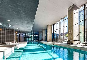 ReadySet Apartments at Manhattan