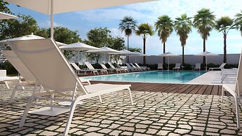 B21 Lifestyle Hotel
