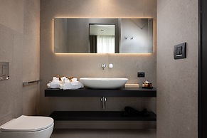 B21 Lifestyle Hotel