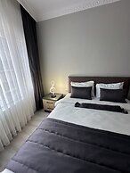 Zer Suites