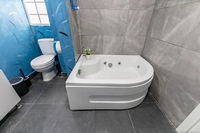 Zer Suites