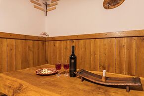 Vineyard Chalet Hansel and Gretel