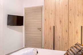 Pool Apartment