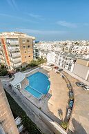 Pool Apartment