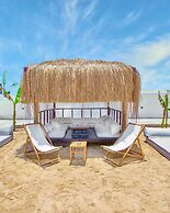 Long Beach Villas