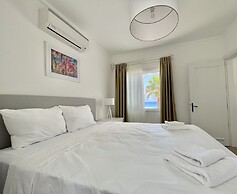 Long Beach Villas