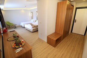 Almircan Hotel
