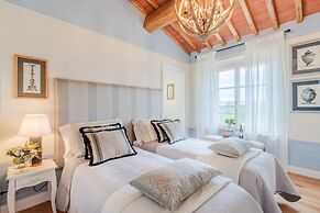 Villa Flora in Montecarlo