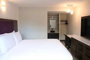 Coast Courtenay Hotel