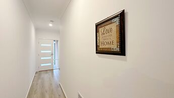 Tarneit Holiday Home