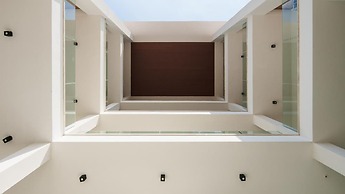 Welcomely - Deluxe Room - Frank Sinatra