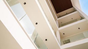 Welcomely - Deluxe Room - Frank Sinatra