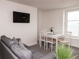 7 Seaview @ Bridlington Bay