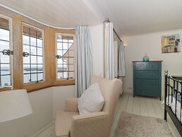 Sundial House