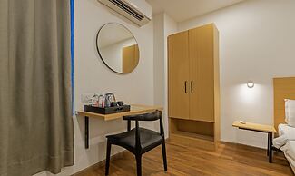 FabHotels Ny Townhouse