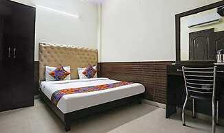 Fabhotel The Lazeez