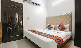 Fabhotel The Lazeez