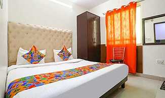 Fabhotel The Lazeez
