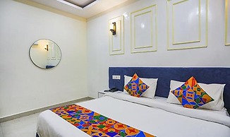 Fabhotel Cosmos