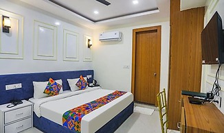 Fabhotel Cosmos